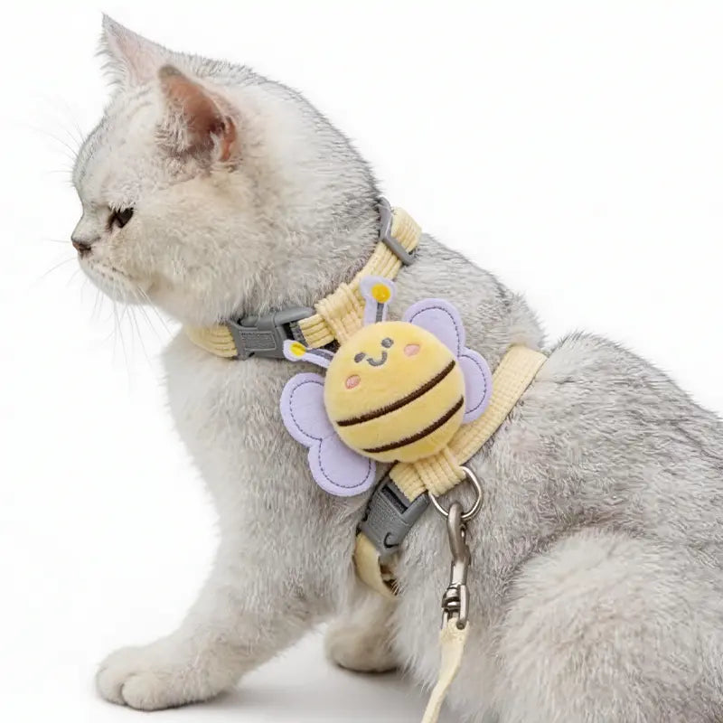 Ihubei Cute Cat Bee Harness & Leash Set - Escape Proof, Adorable, Soft Comfortable, Lightweight Pet Walking Harness- Sturdy Lock Anti-Breaking Not Strangling Stress Free for Safe Walks Collars for Small Medium Large Cats