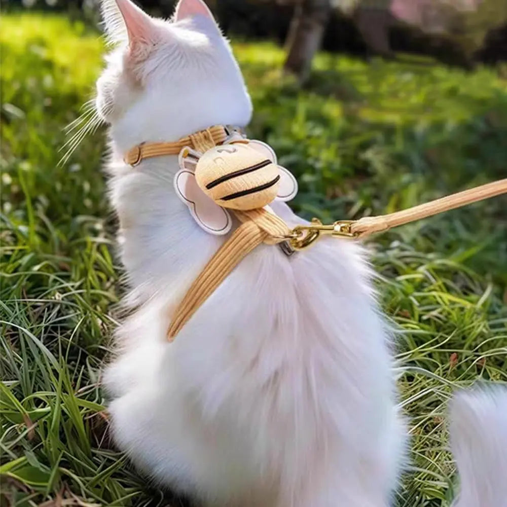 Ihubei Cute Cat Bee Harness & Leash Set - Escape Proof, Adorable, Soft Comfortable, Lightweight Pet Walking Harness- Sturdy Lock Anti-Breaking Not Strangling Stress Free for Safe Walks Collars for Small Medium Large Cats